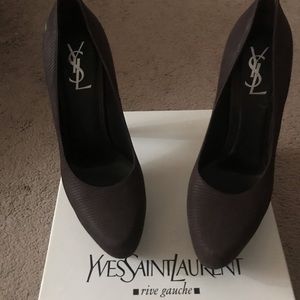 Vintage YSL Gray  Leather Pumps